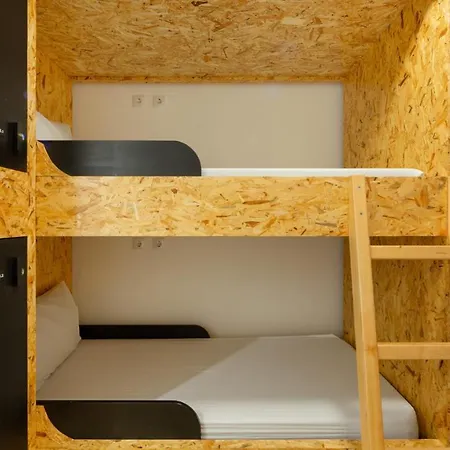 Dart Boutique Hostel *