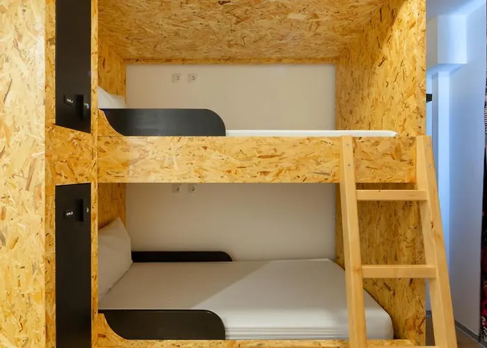 Dart Boutique Hostel *